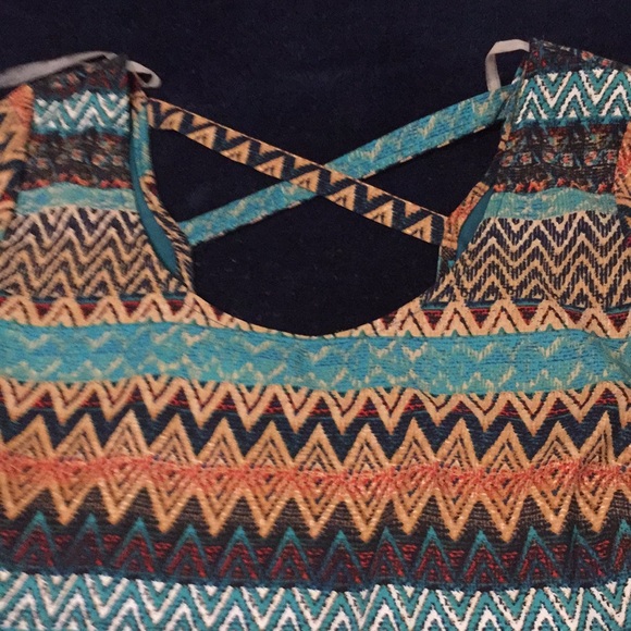 Women’s dress. - Picture 3 of 3